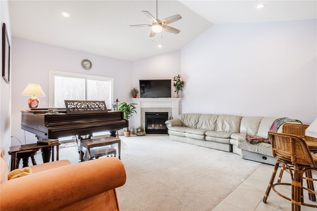 51 Cedar Cove Trl, Gates, New York image 16