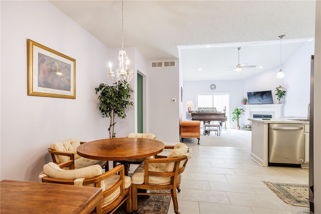 51 Cedar Cove Trl, Gates, New York image 11