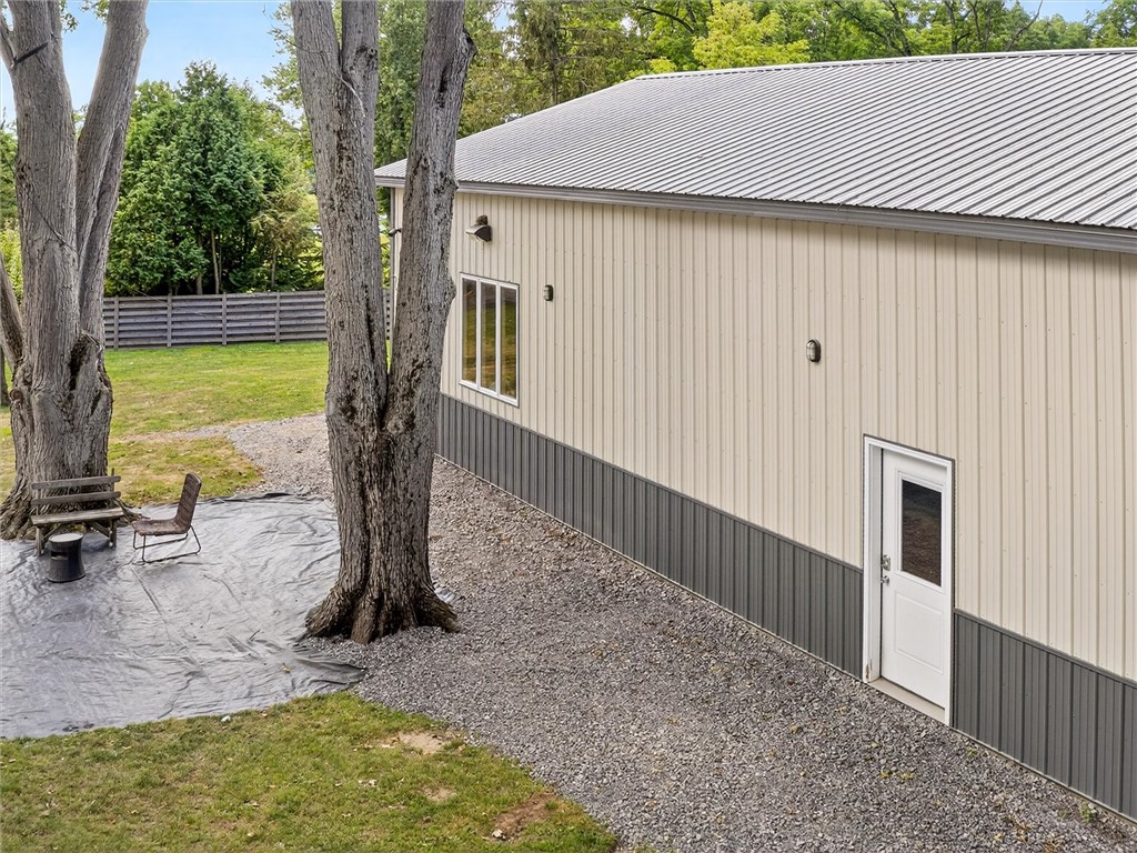 9 Oakwood Ln