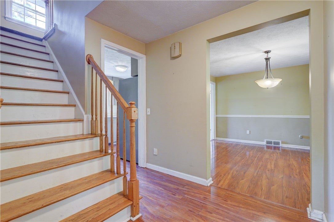 7255 Highview Trail