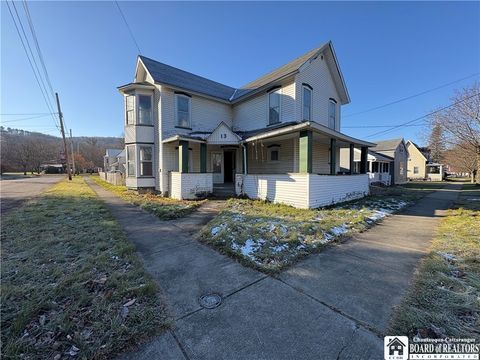 Homes For Sale - 13 W Greenwood Street<br/> Andover, NY 14806