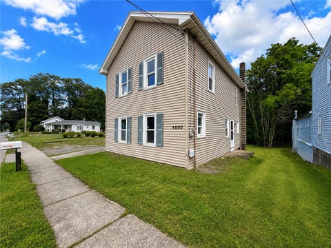Homes For Sale - 4000 W Walworth Road<br/> Walworth, NY 14502