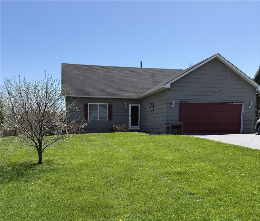 43 Grangerford Heights Hts, Henrietta, New York image 1