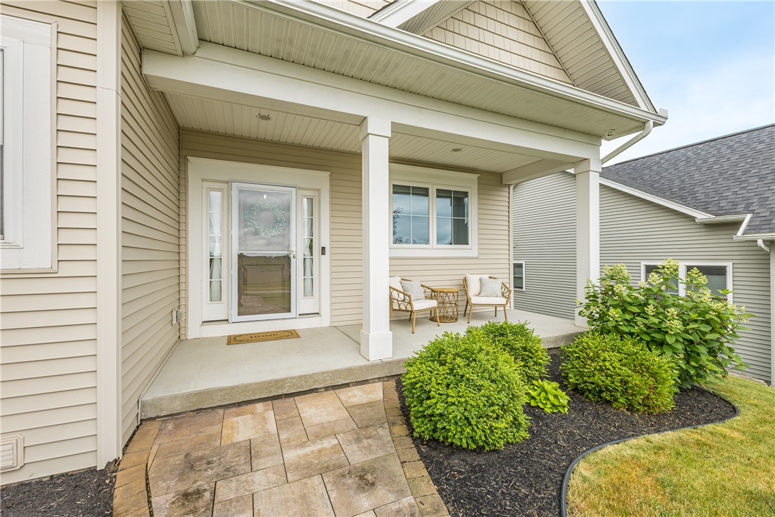6963 Silverton