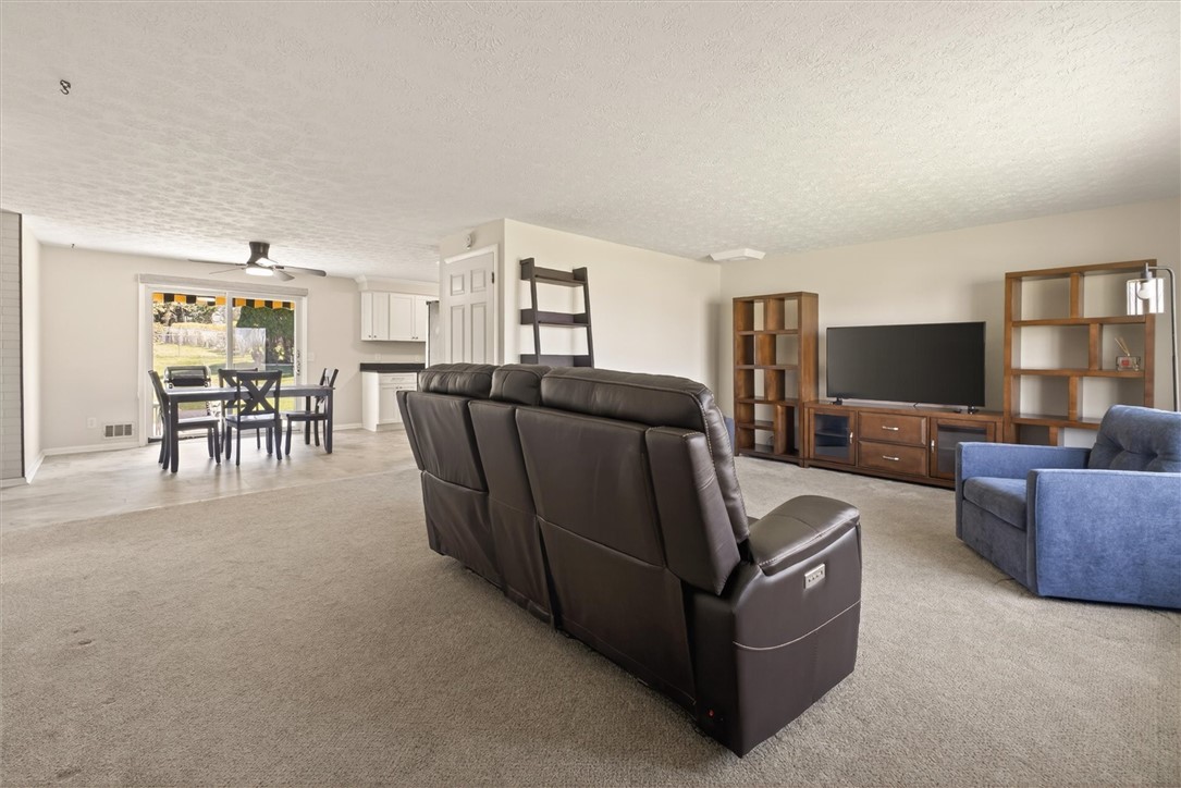 489 Chestnut Ridge Road