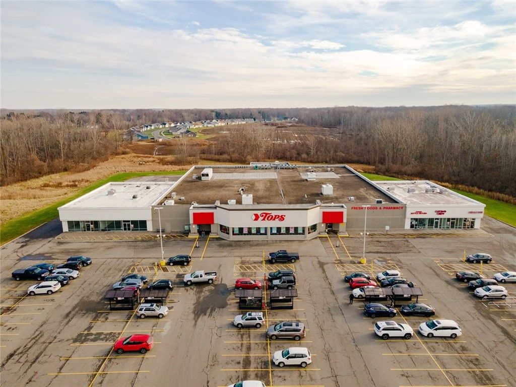 Photo of 1800 Lake Road N, Hamlin, NY 14464 (MLS # R1666484)