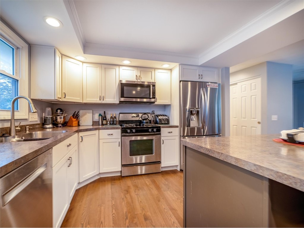 139 Red Lion Road, Henrietta, New York image 4