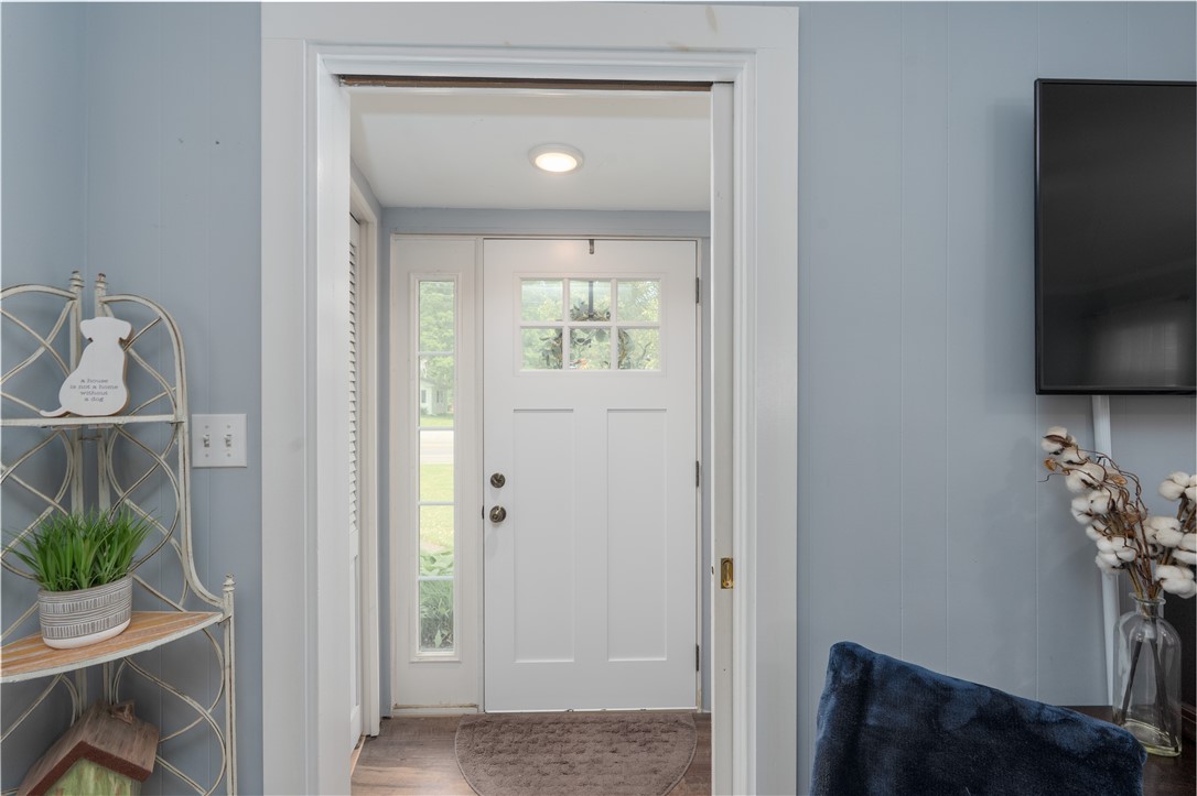 88 Geneva Street, Bath, New York image 20