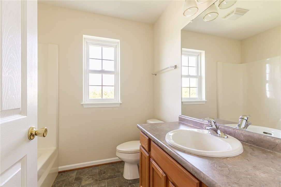 1547 Meadowbrook Lane, Farmington, New York image 18