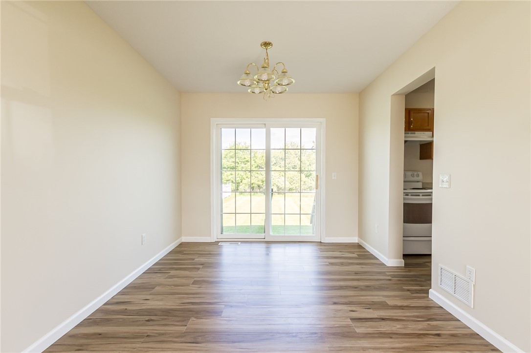 1547 Meadowbrook Lane