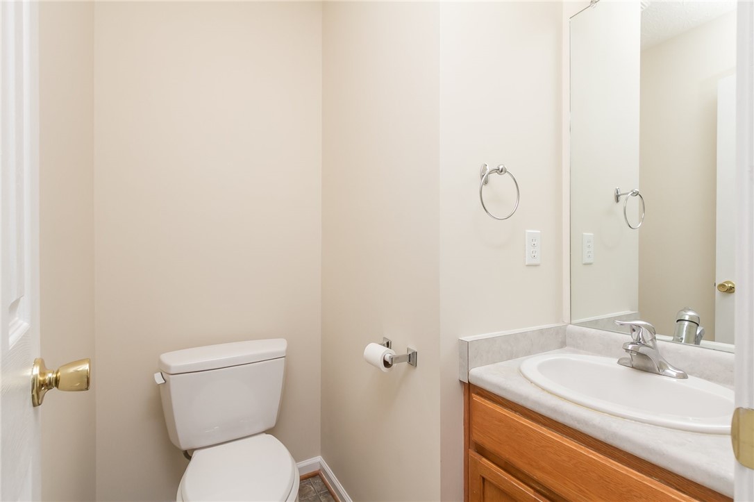 1547 Meadowbrook Lane, Farmington, New York image 11