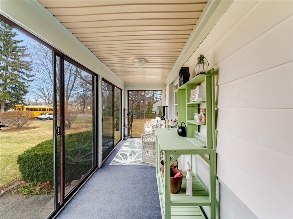 477 Hampton Blvd Blvd, Greece, New York image 4