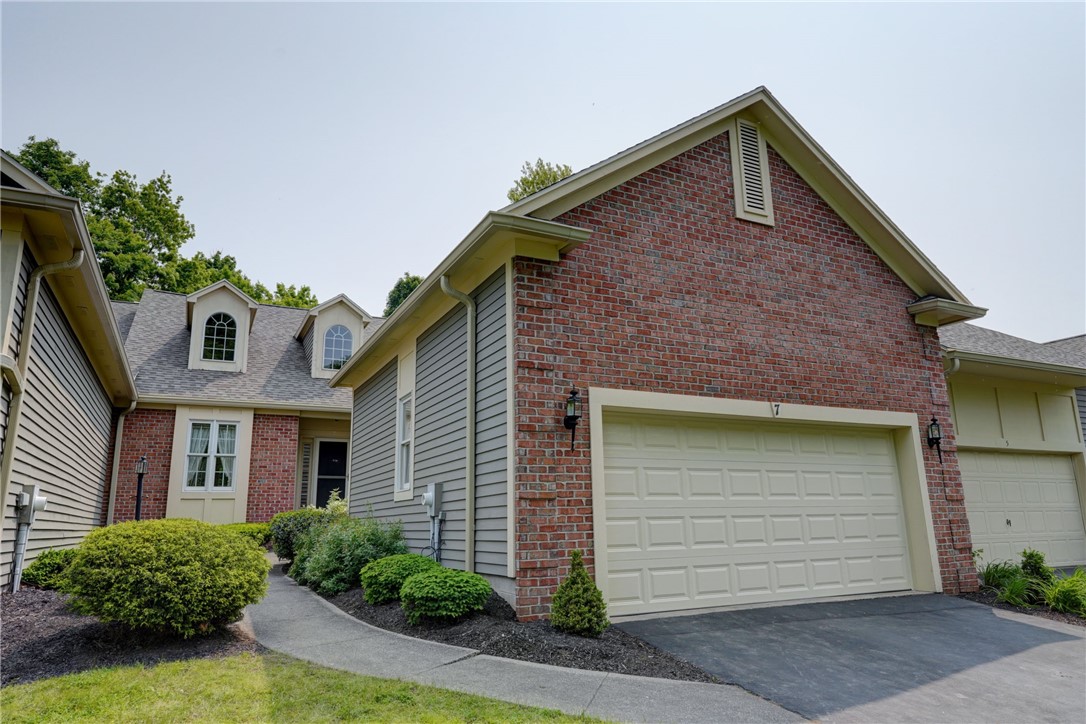 7 Hampshire Lane, Mendon, New York image 38