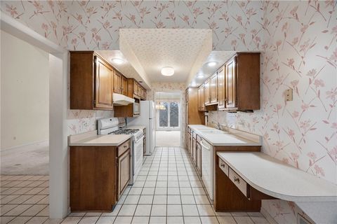 Tiny photo for 23 Sky Ridge Drive, Penfield, NY 14625 (MLS # R1660735)