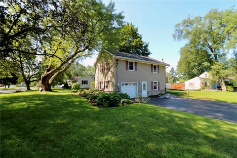 Photo of 31 Idlewood Drive, Sweden, NY 14420 (MLS # R1701987)