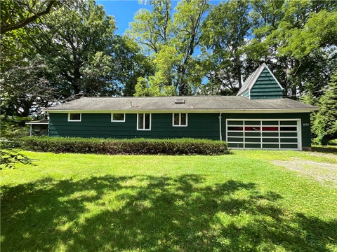Photo of 632 Shore Drive, Henrietta, NY 14586 (MLS # R1708920)