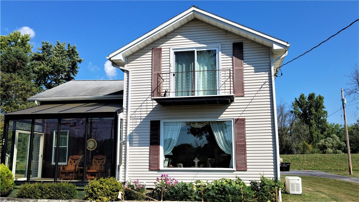 406 W Broadway Street