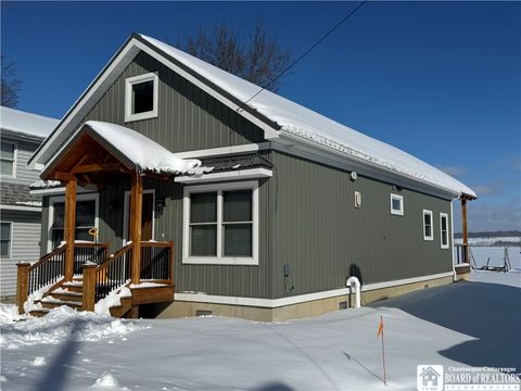 Jerry D Brown 11 29 loomis bay road ashville ny 14710