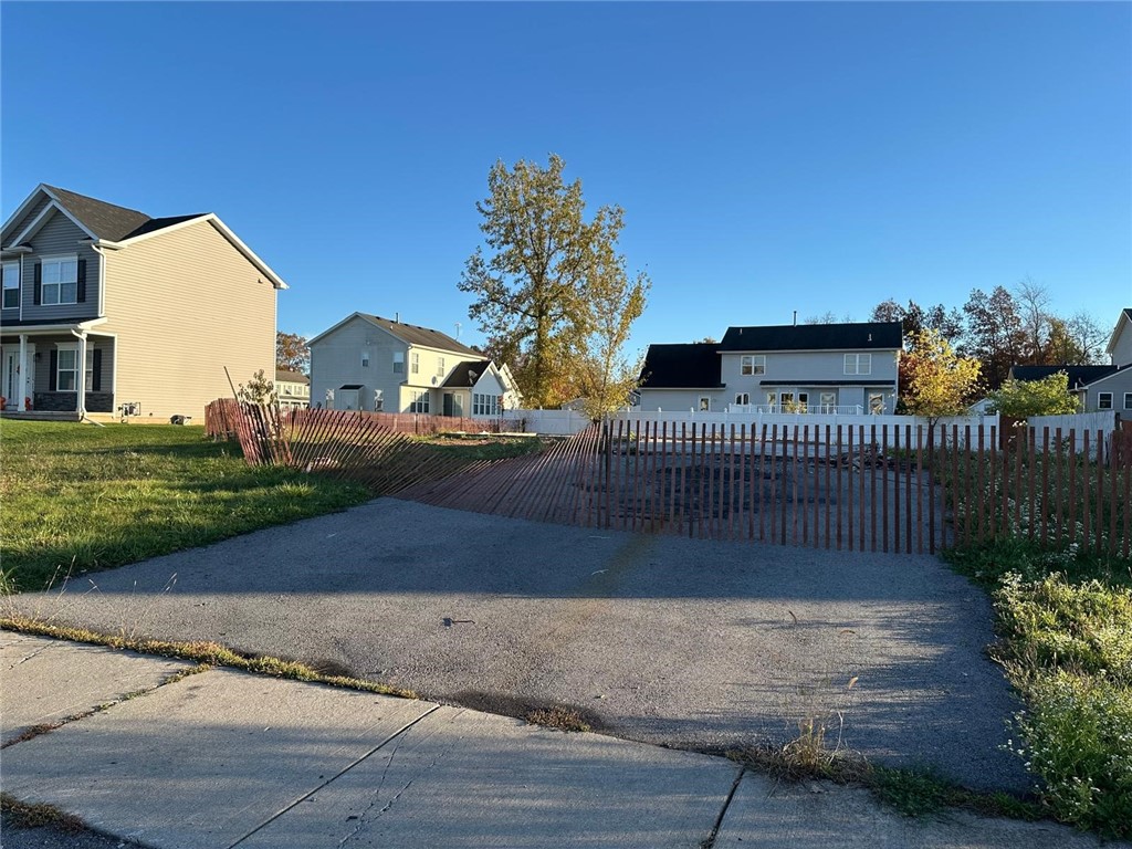 4 Roman Circle