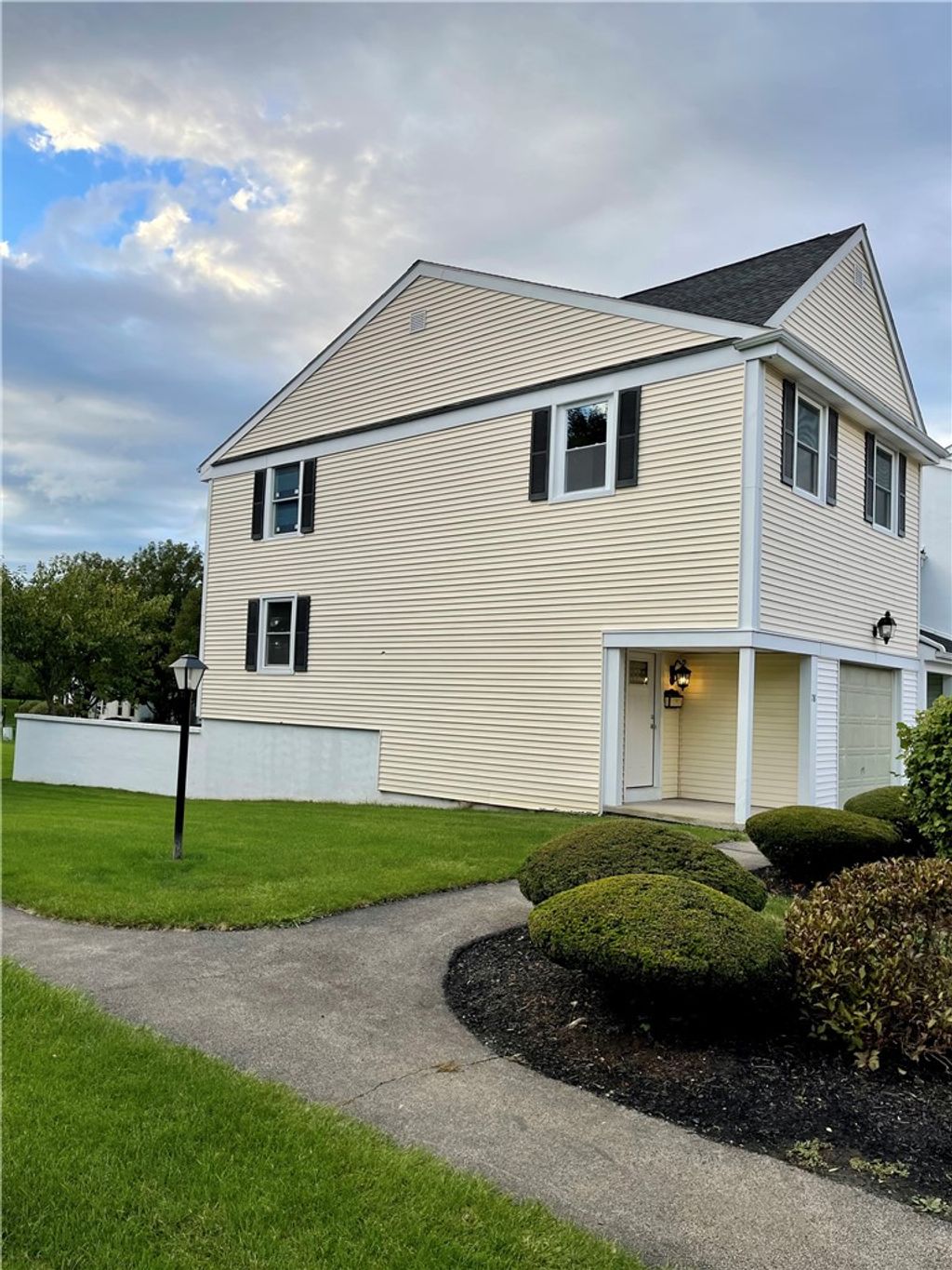 Photo of 78 S Estate Drive, Webster, NY 14580 (MLS # R1677583)