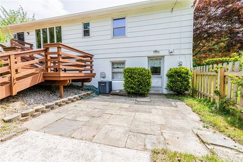 Tiny photo for 18 Hanford Way WAY, Perinton, NY 14450 (MLS # R1683107)