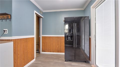 Tiny photo for 7 Stewart Street, Waterloo, NY 13165 (MLS # R1655184)