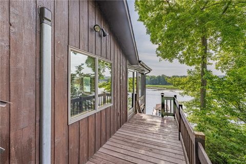 Tiny photo for 7386 Rose Avenue, Huron, NY 14590 (MLS # R1689945)