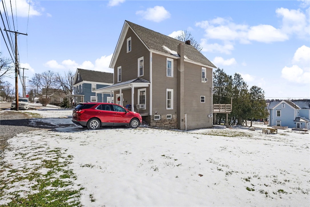 109 e king street