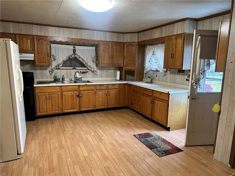 Tiny photo for 17 Waite Street, Norwich, NY 13815 (MLS # R1648602)