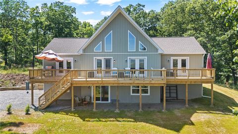 Photo of 8 Red Cedar Falls Lane, Starkey, NY 14837 (MLS # R1687207)