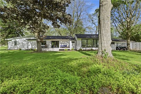 Tiny photo for 364 Fisher Road RD, Victor, NY 14534 (MLS # R1685042)