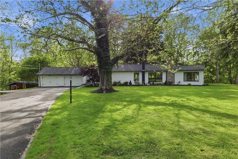 Photo of 364 Fisher Road RD, Victor, NY 14534 (MLS # R1685042)