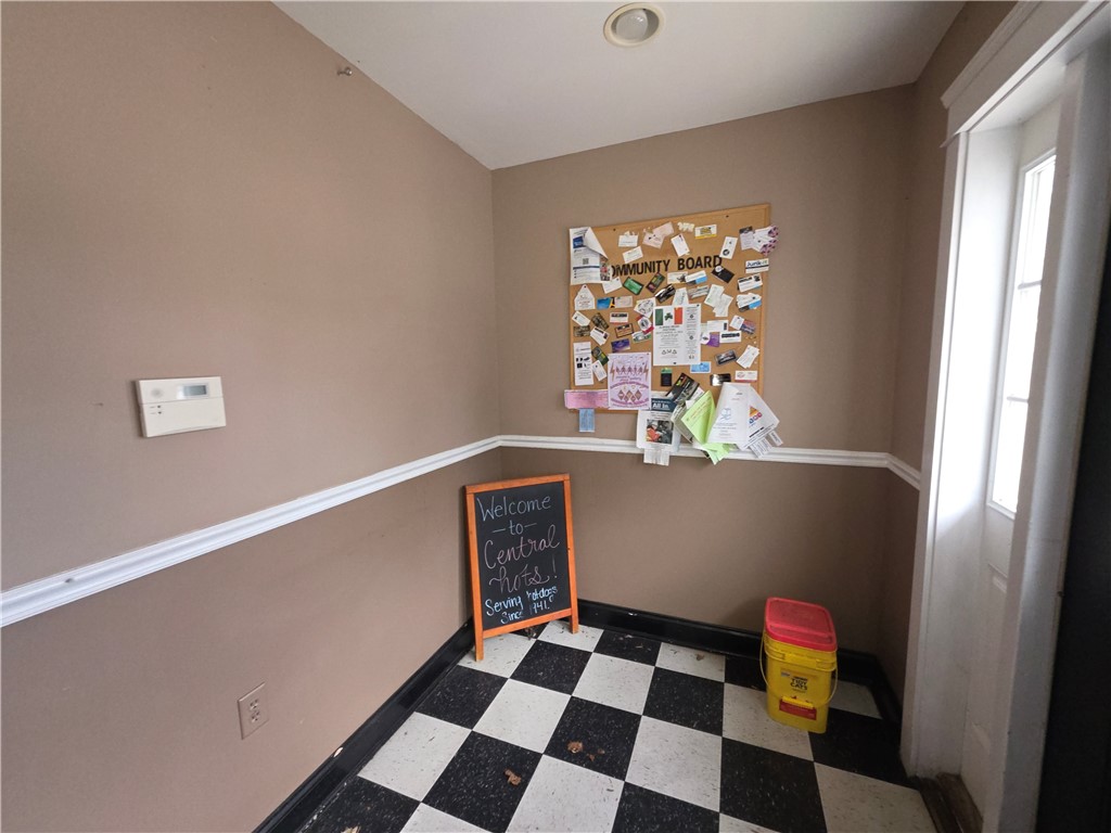 220 Roe Avenue