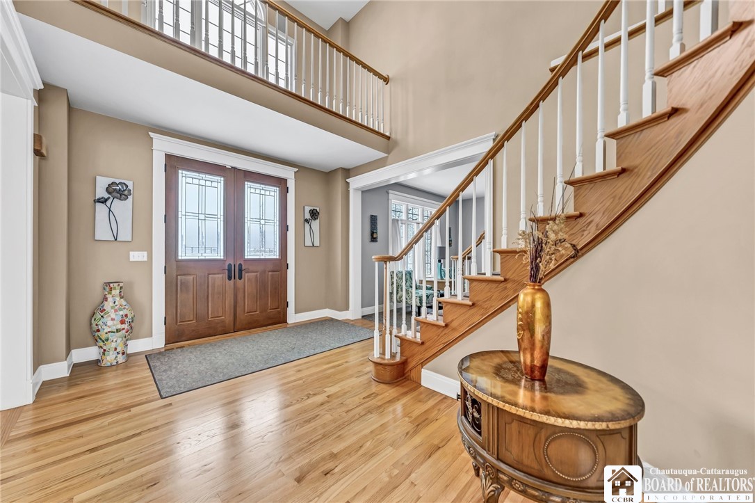 5298 Mallard Roost Court, Clarence, New York image 2