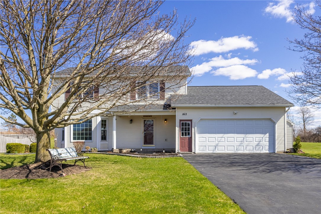162 Chelsea Meadows Drive, Henrietta, New York image 2