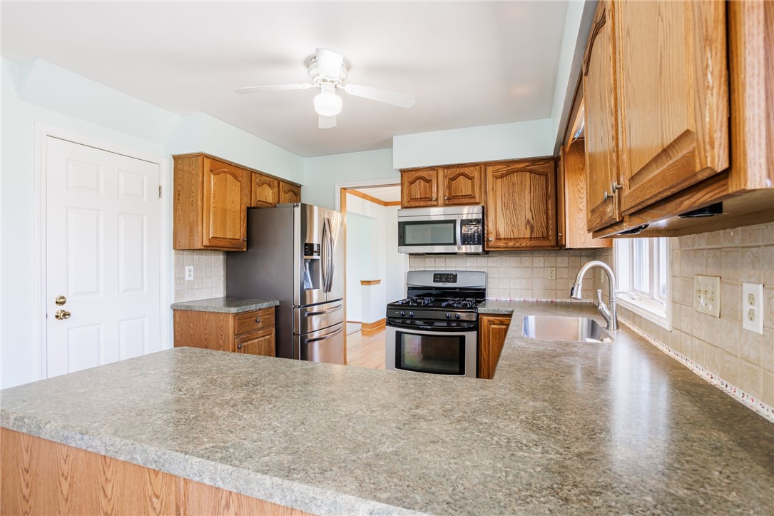 162 Chelsea Meadows Drive, Henrietta, New York image 15