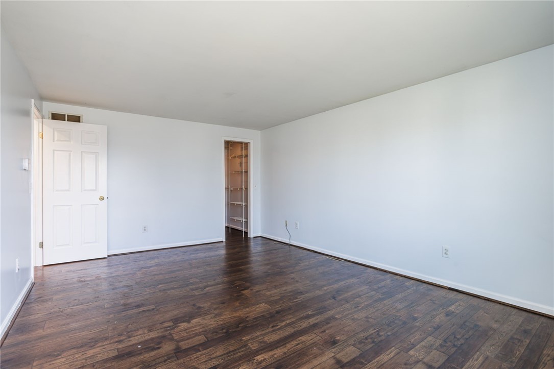 162 Chelsea Meadows Drive, Henrietta, New York image 32