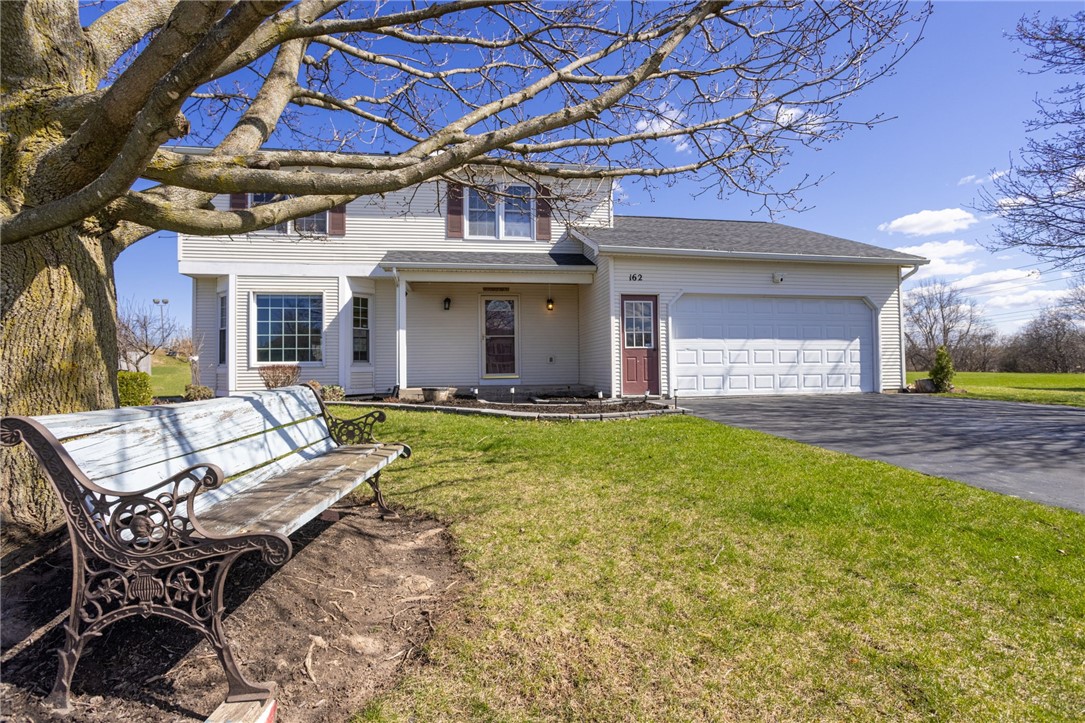 162 Chelsea Meadows Drive, Henrietta, New York image 3