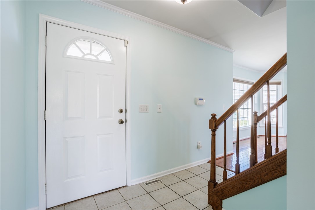162 Chelsea Meadows Drive, Henrietta, New York image 5