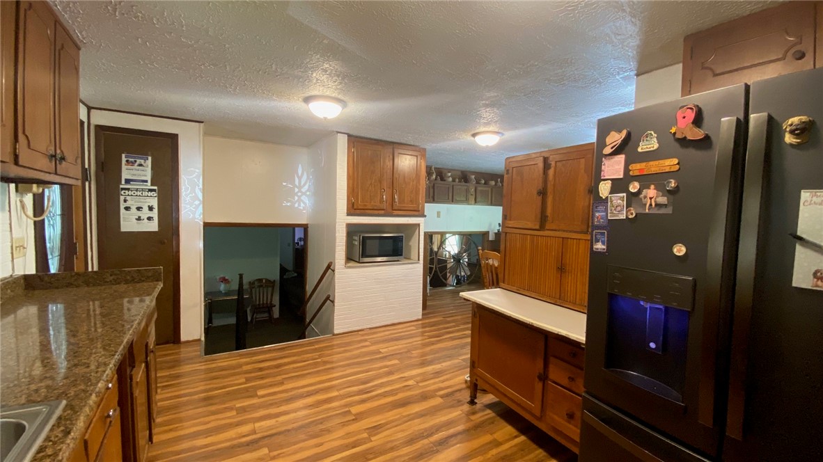6812 E Hill Road, Naples, New York image 4