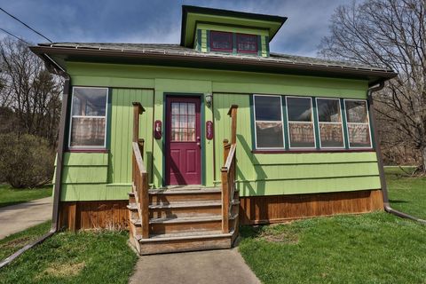 Photo of 287 Main Street, Worcester, NY 12197 (MLS # R1672360)