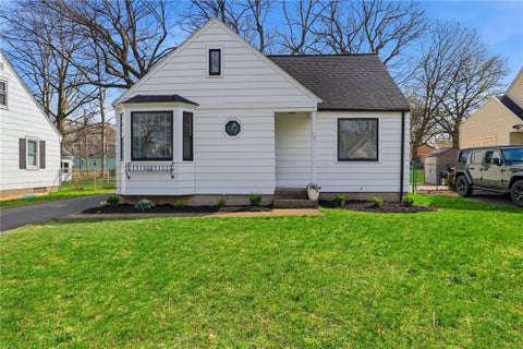 Homes For Sale - 131 Langford Road<br/> Monroe County, Rochester, NY 14615