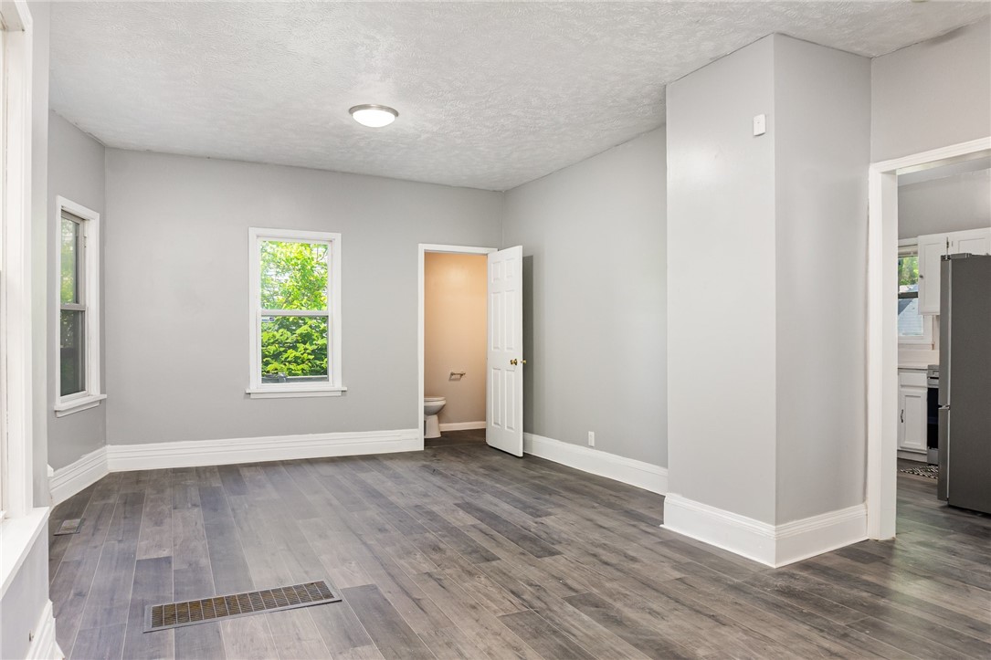 320 Ravine Avenue, Rochester, New York image 8