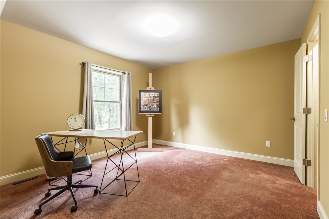 1537 Cranberry Pond Trl, Victor, New York image 32