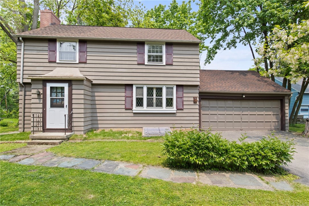 71 Brook Road, Pittsford, New York image 1