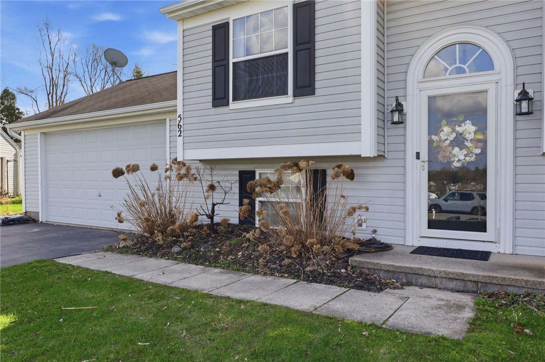 562 Crows Nest Lane