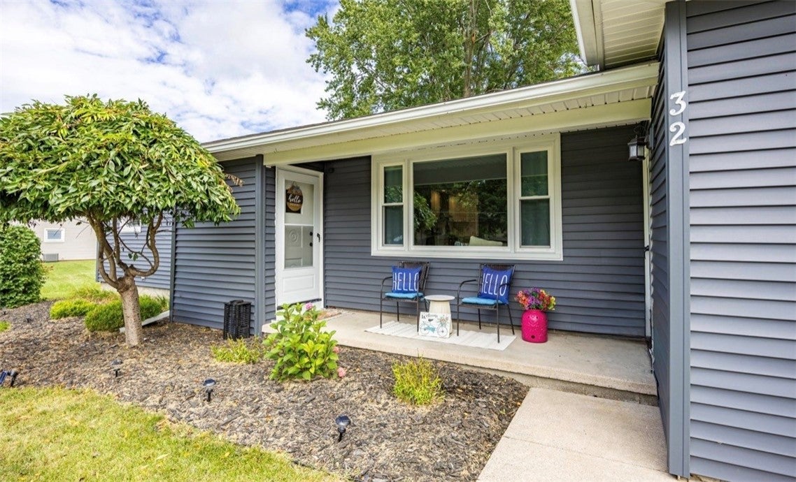 32 Kaywood Drive