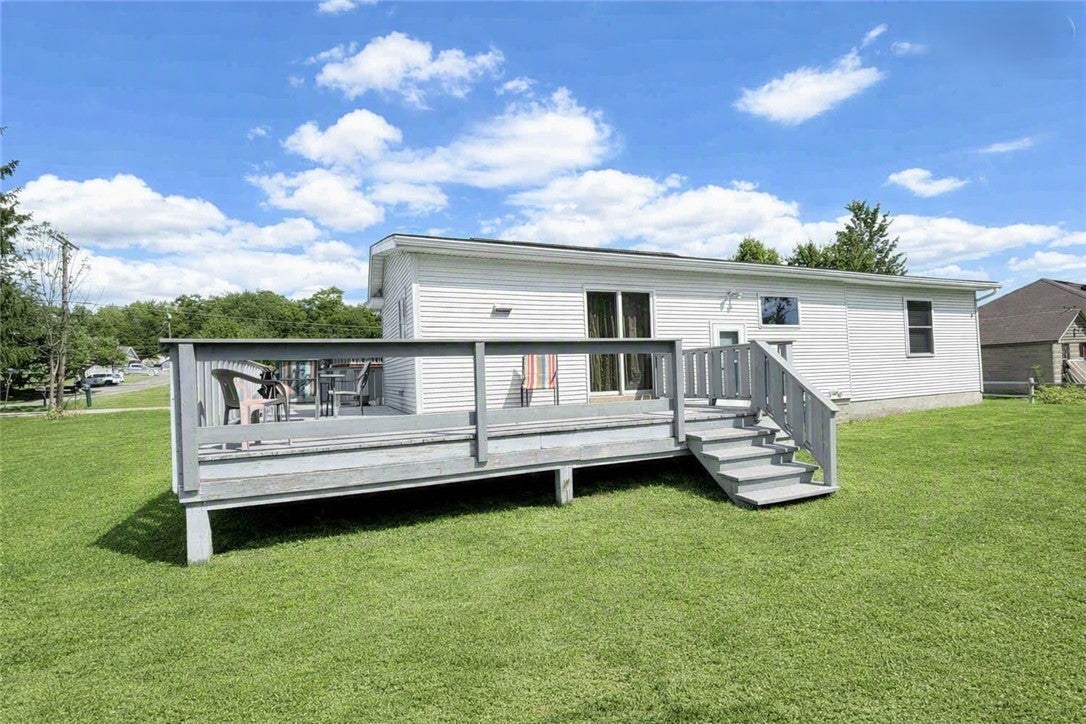7099 Highland Road