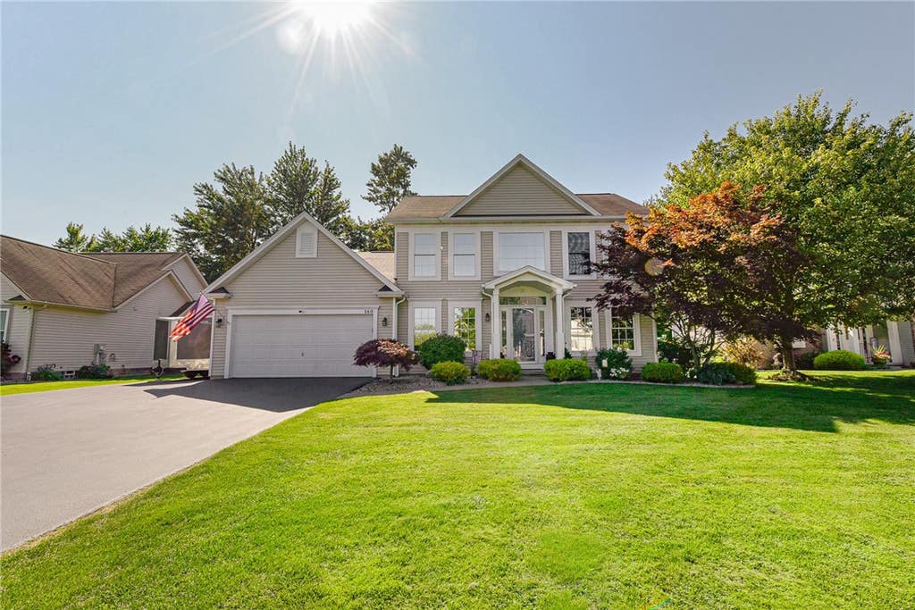 Photo of 160 Dove Tree Lane, Greece, NY 14626 (MLS # R1703915)