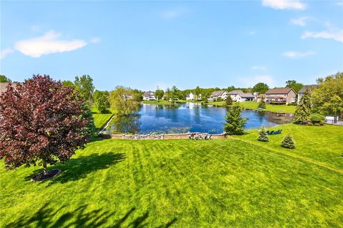 Tiny photo for 120 Triple Diamond WAY, Penfield, NY 14580 (MLS # R1684852)